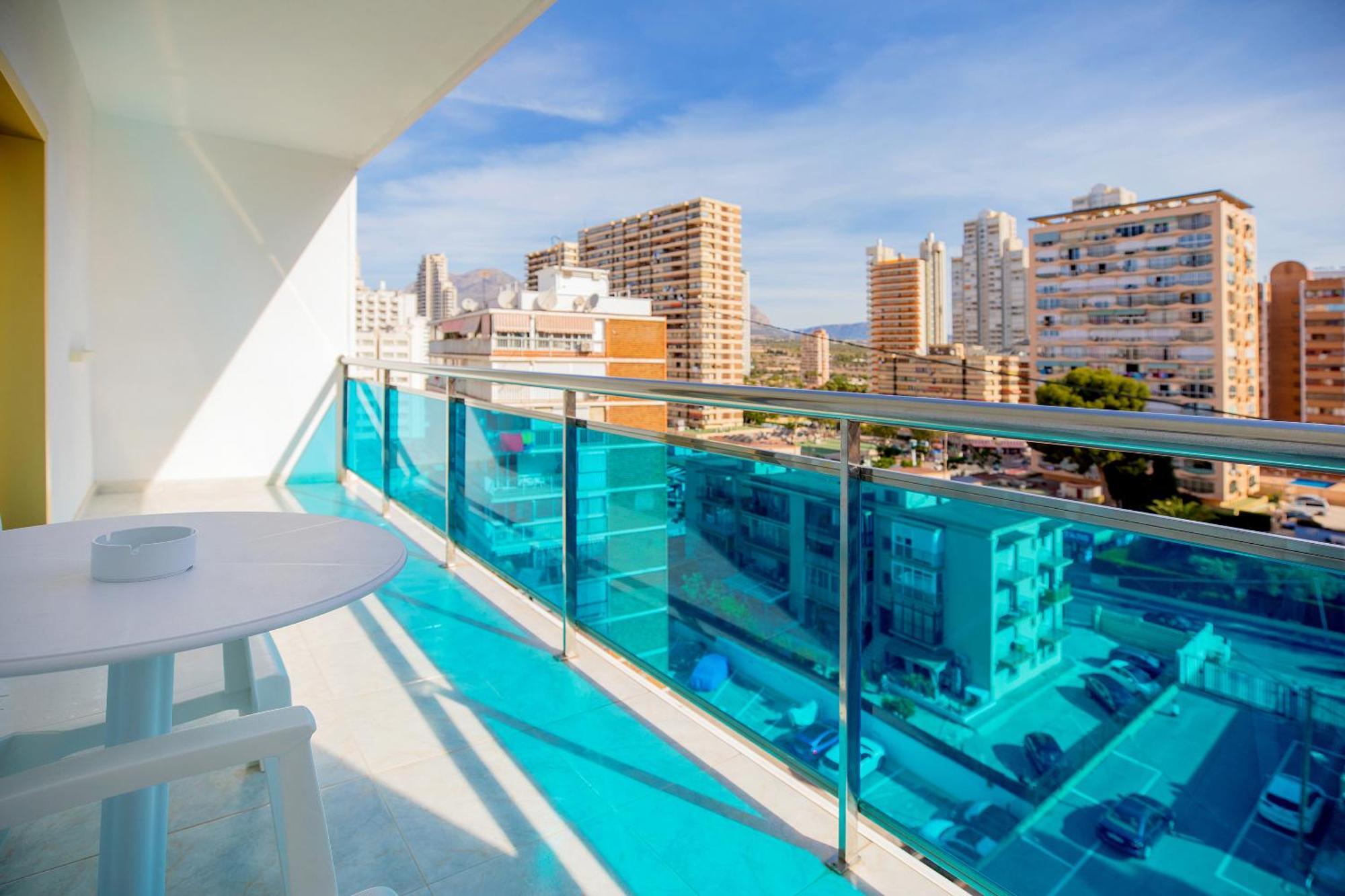 Hotel Servigroup Nereo Benidorm Rom bilde