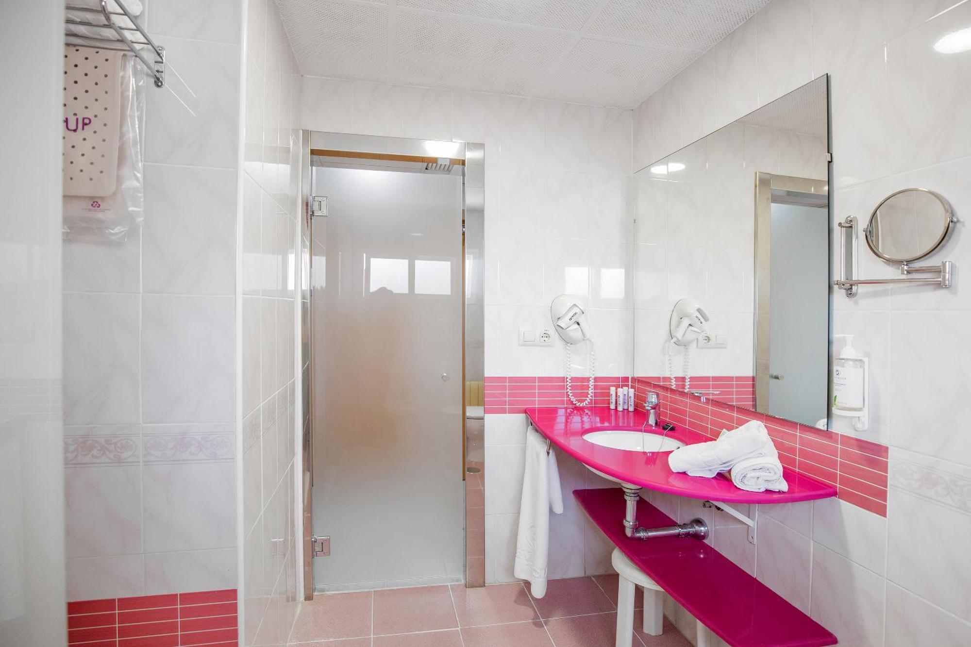 Hotel Servigroup Nereo Benidorm Rom bilde