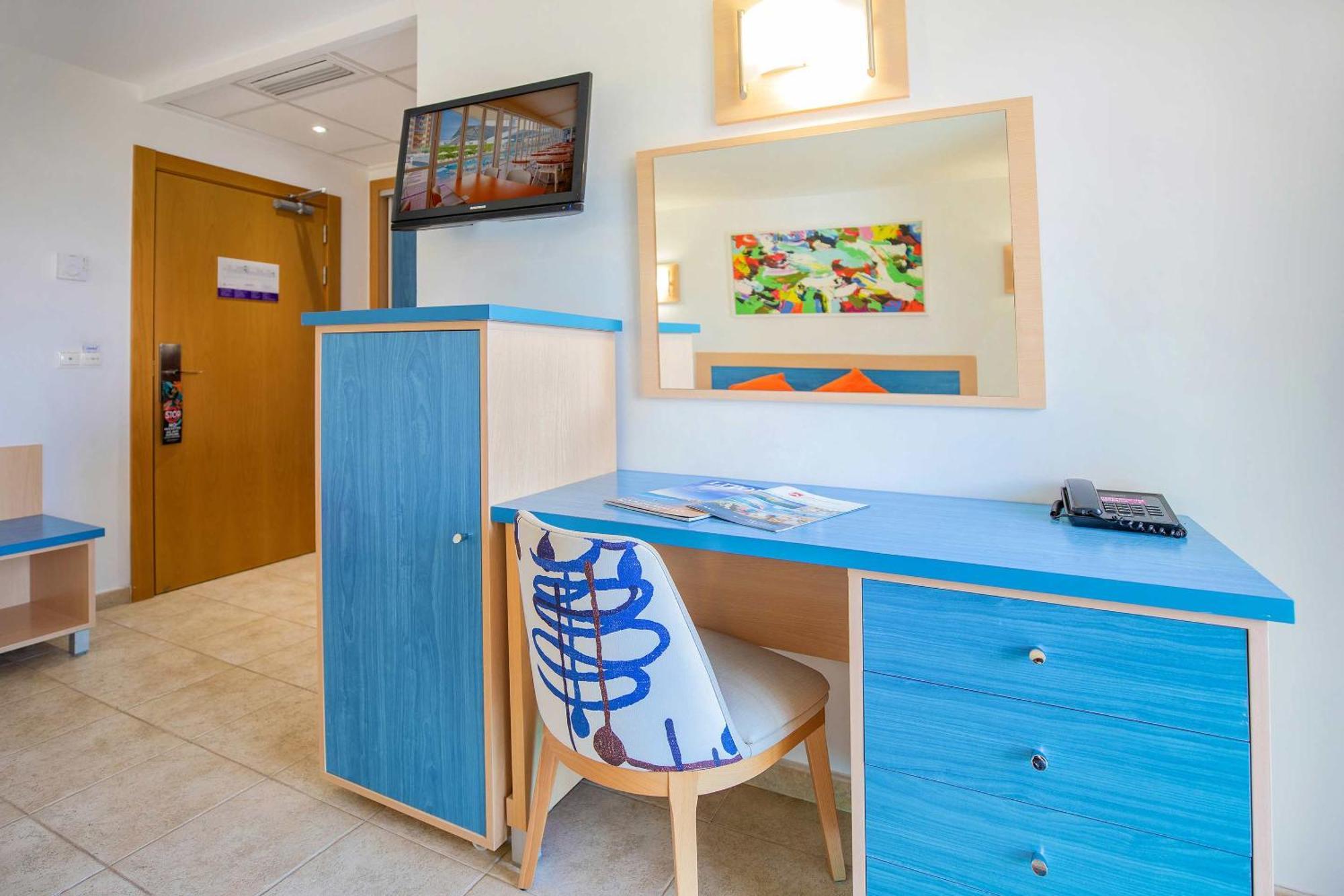 Hotel Servigroup Nereo Benidorm Rom bilde